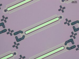 An image of a component layout on MEMS pH meter based on custom ISFET made by LioniX International.