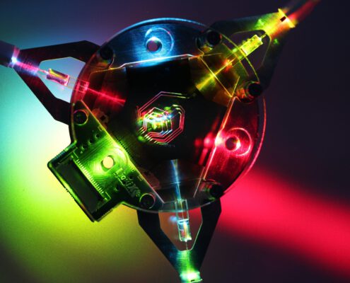 Silicon nitride waveguides - triplex - used in applications requiring wide transparency ranges