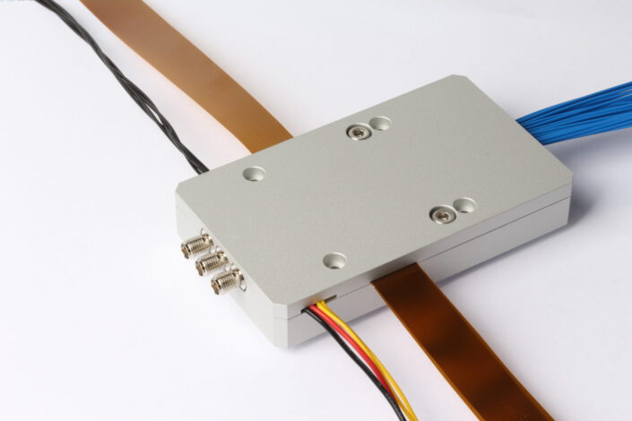 Photo of the repeater module with the package closed.
