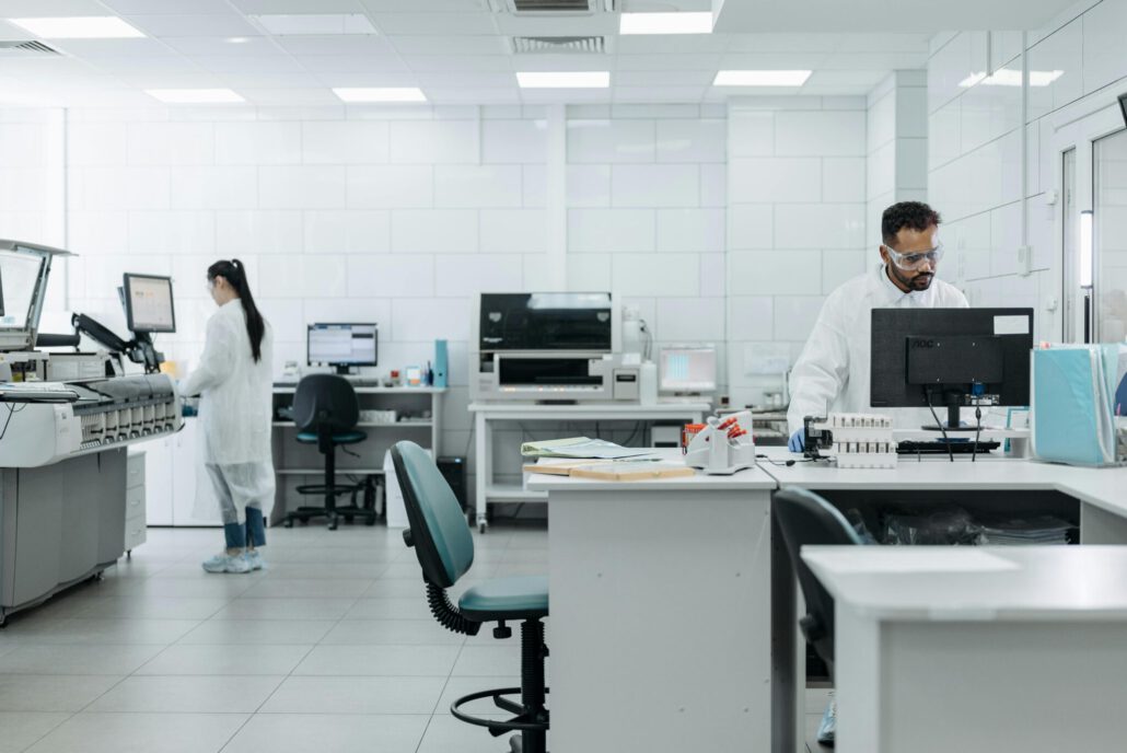 Microfabrication Process Engineer in the cleanroom